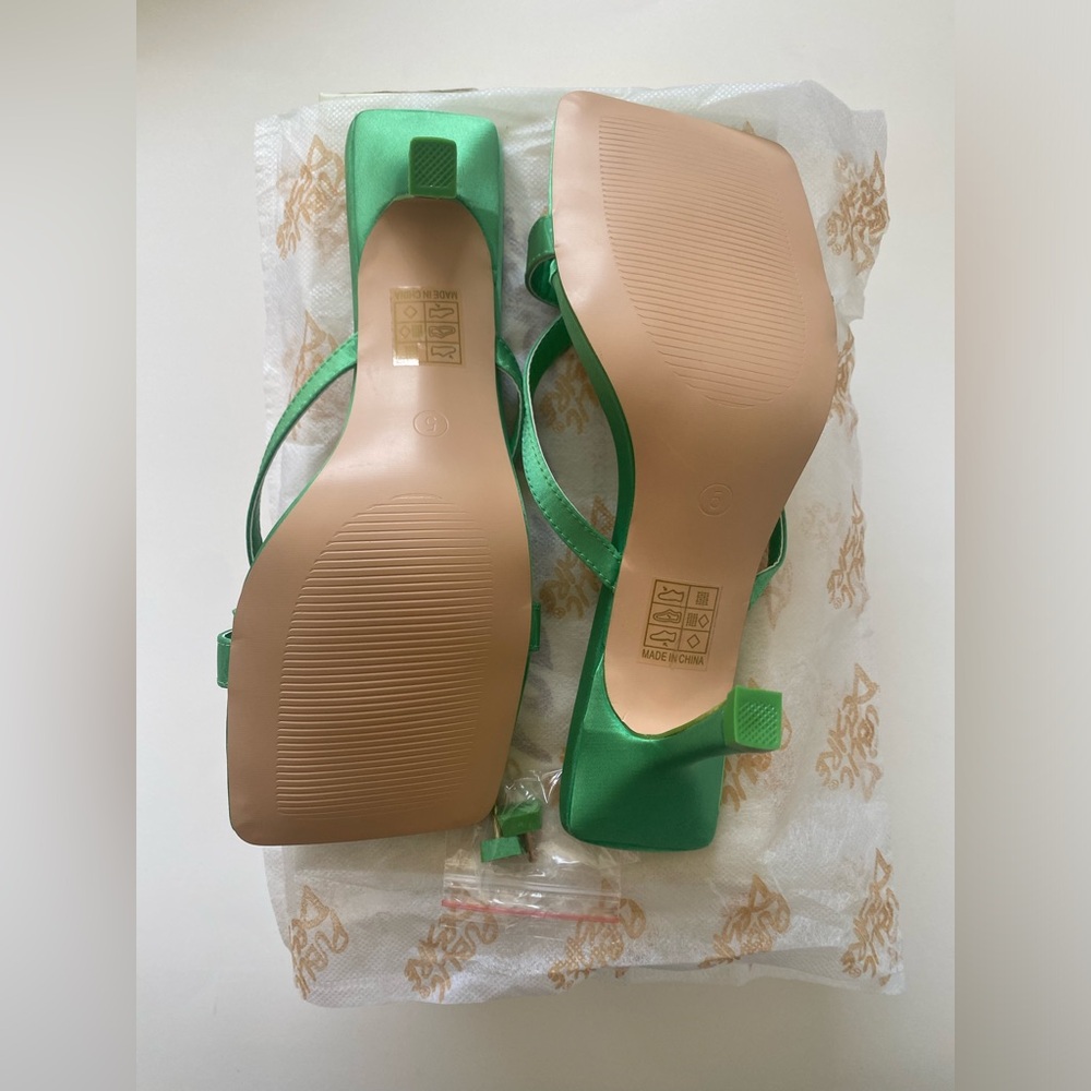 Public Desire Kristen Satin Square-Toe Stilleto Sandals Size 7 - Picture 7 of 7